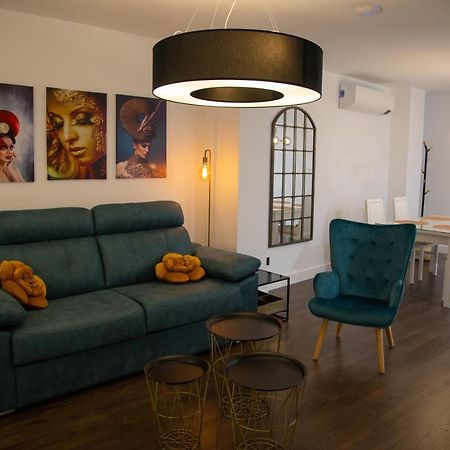 Apartamentos Boutique Cervantes Пласенсия Экстерьер фото